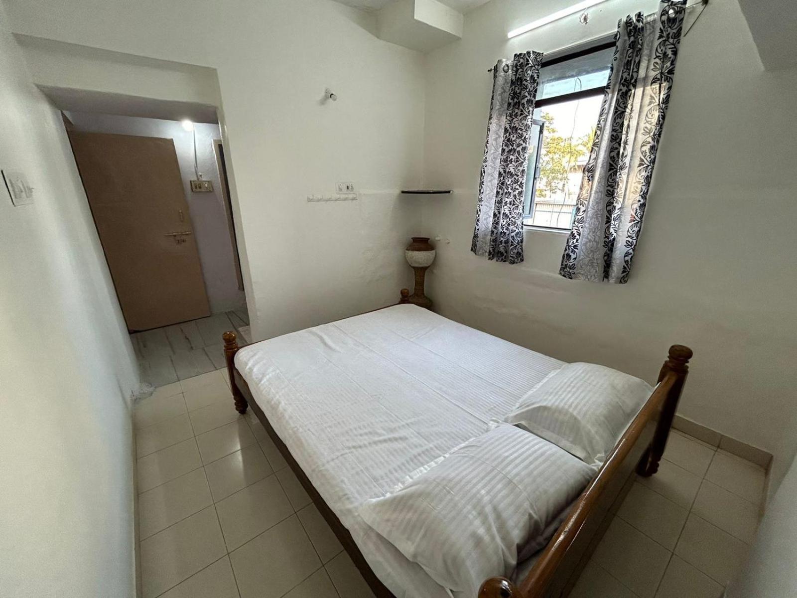 Vasavi Nivas Hotell Tirupati Eksteriør bilde