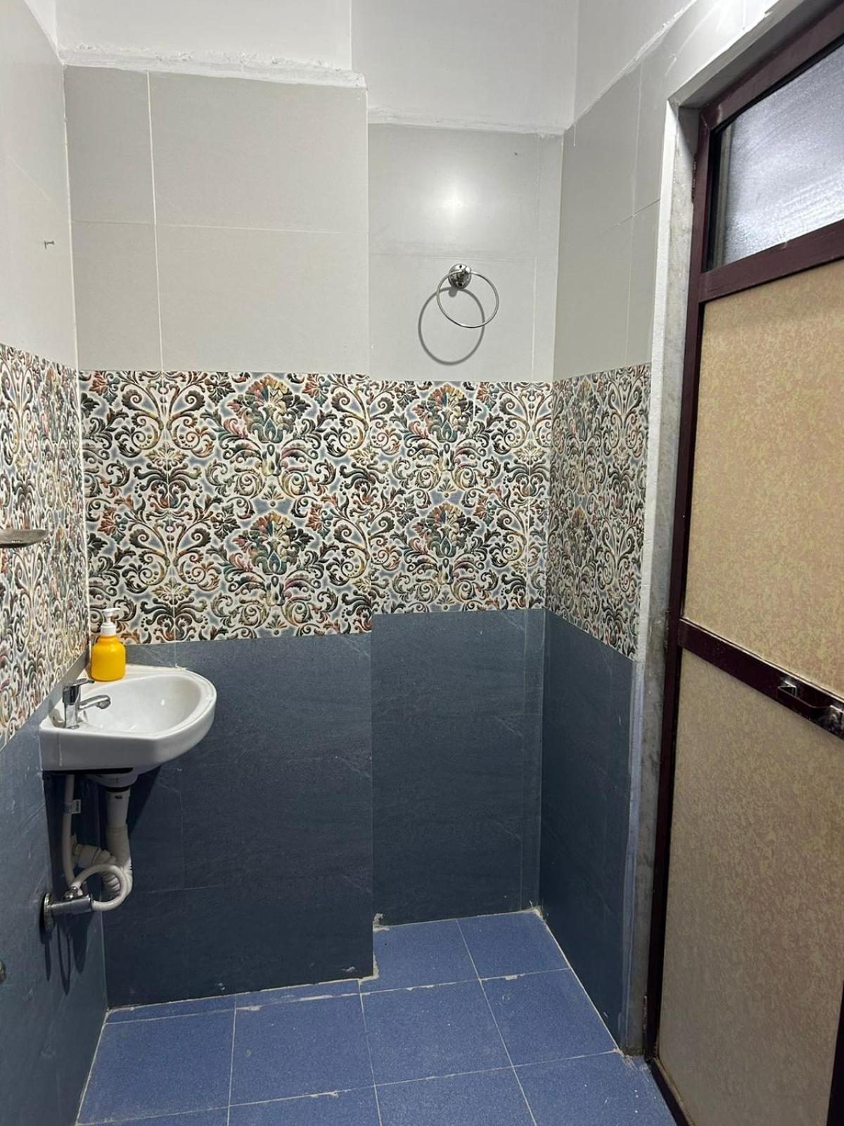 Vasavi Nivas Hotell Tirupati Eksteriør bilde